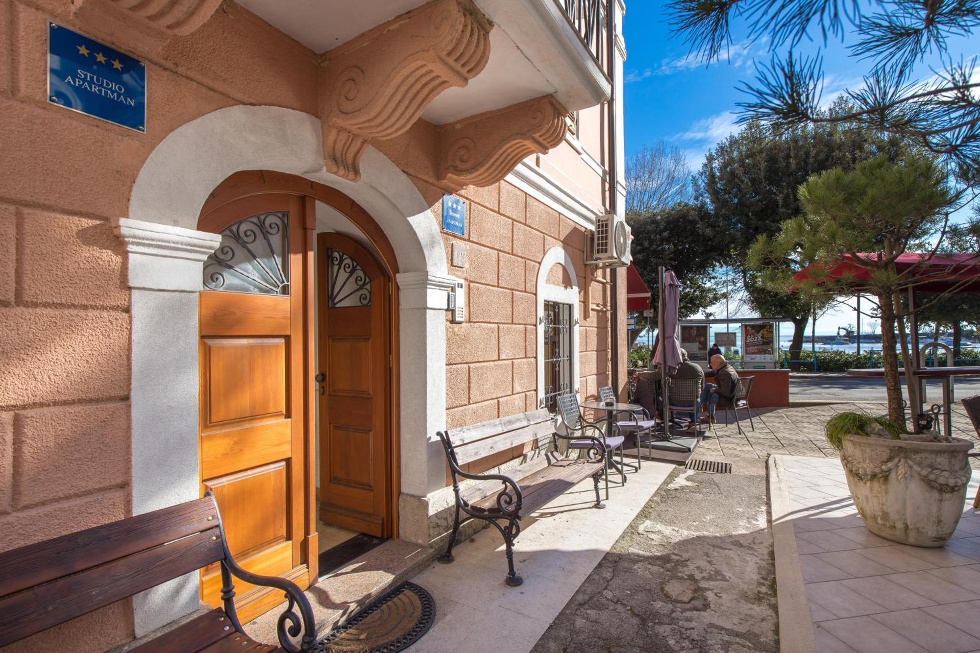 Apartments Anaika At The Beach, Opatija Exterior photo